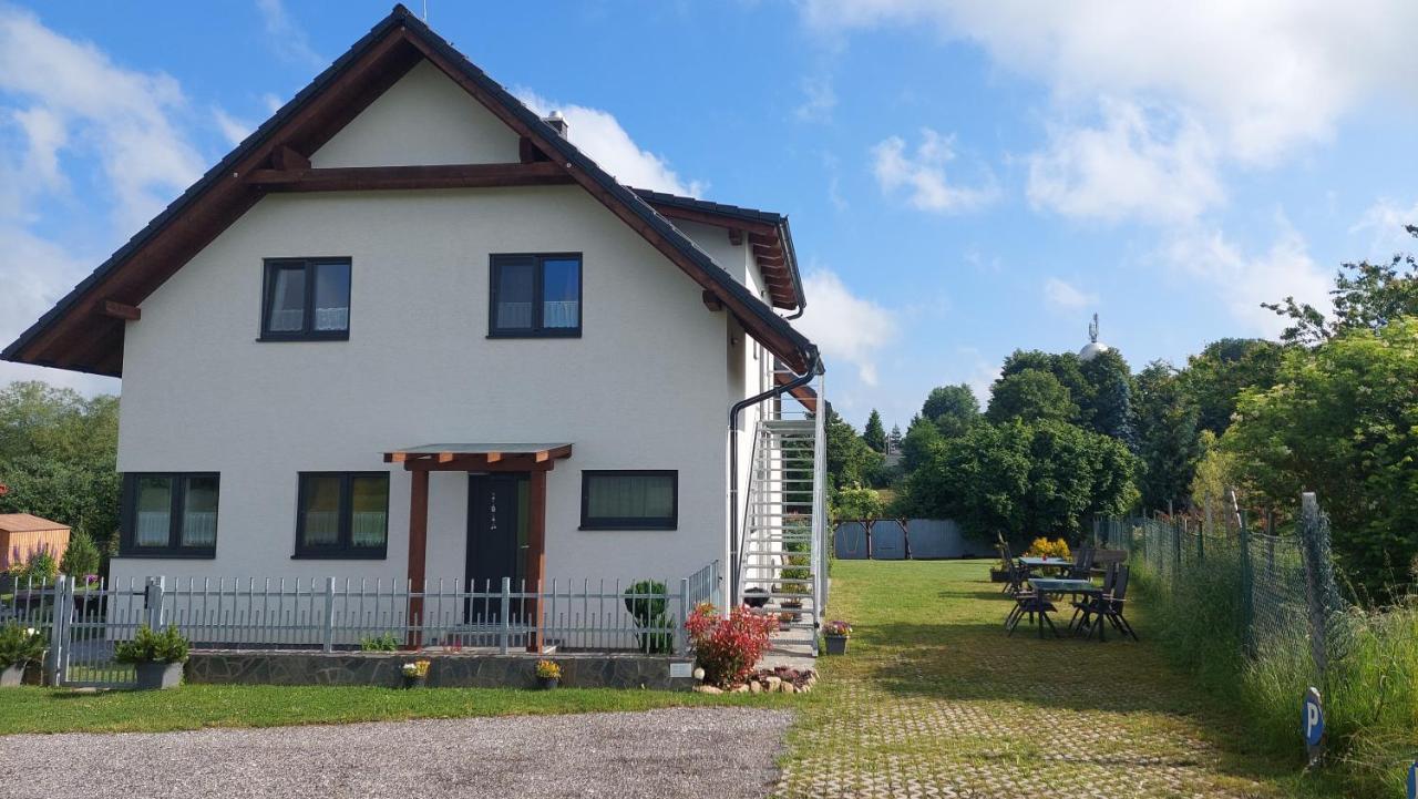 Apartmany Kohoutek A Slepicka V Novohradskych Horach Nové Hrady 外观 照片