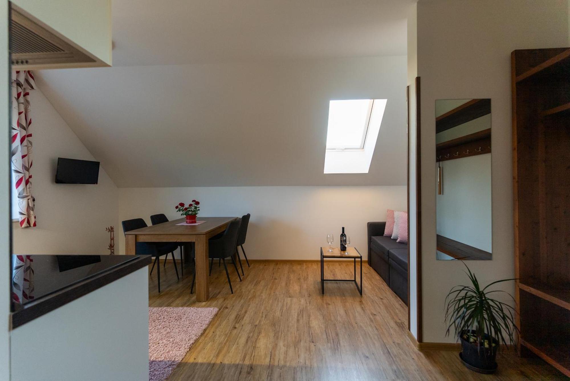 Apartmany Kohoutek A Slepicka V Novohradskych Horach Nové Hrady 外观 照片