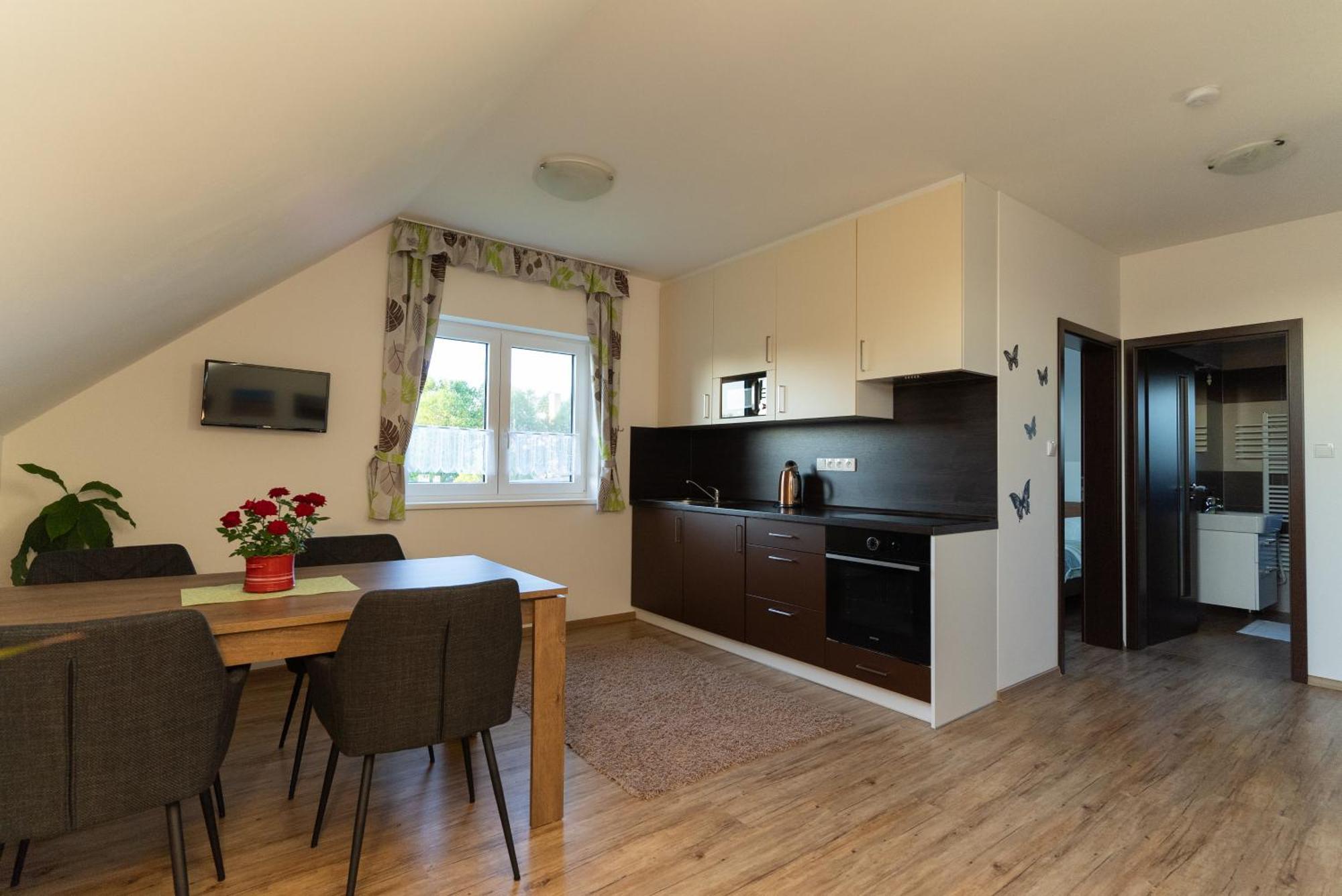 Apartmany Kohoutek A Slepicka V Novohradskych Horach Nové Hrady 外观 照片
